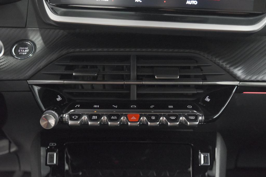 Peugeot 2008 puretech 130 gt | dodehoekdetectie | navigatie | apple carplay