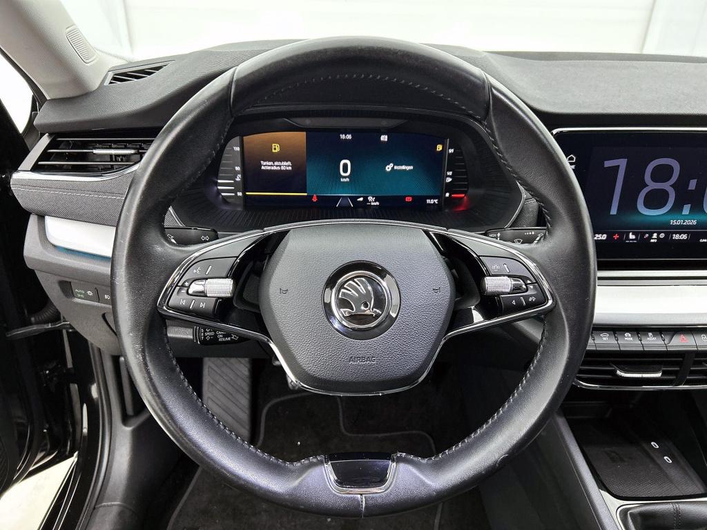 Skoda Octavia combi 1.0 tsi business edition plus | trekhaak | navigatie | 