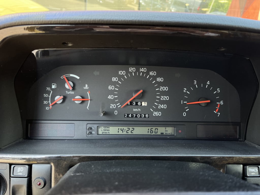 Volvo 850 2.3 t-5r automaat estate | cream yellow | bijzonder netjes en ori