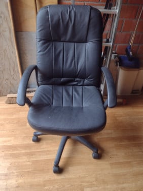 Te koop: Bureau Stoel