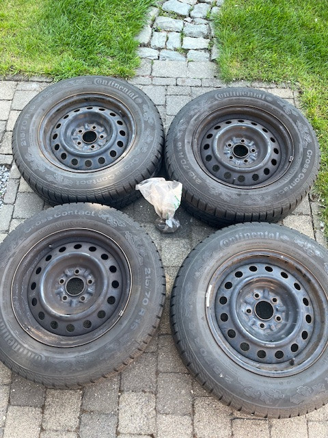 Winterbanden + velgen Maat 215-70-16