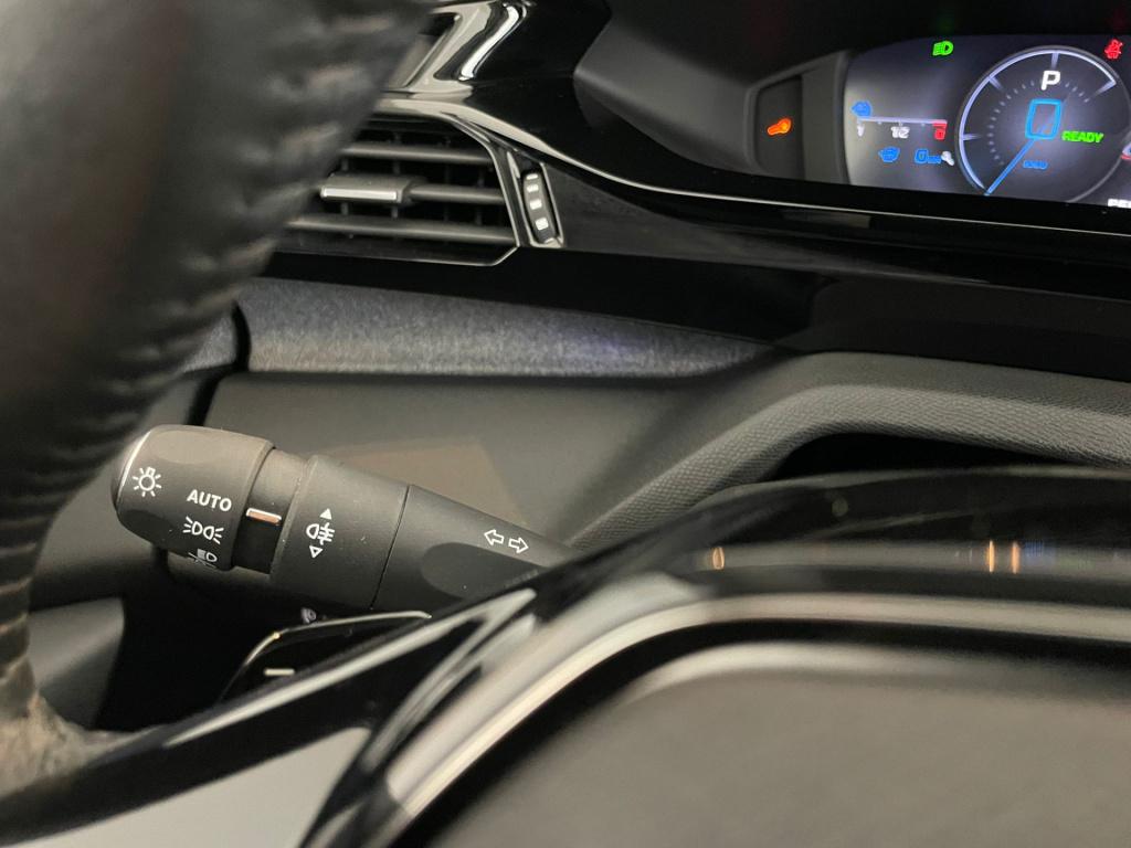 Peugeot 308 1.6 hybrid 180 allure pack business