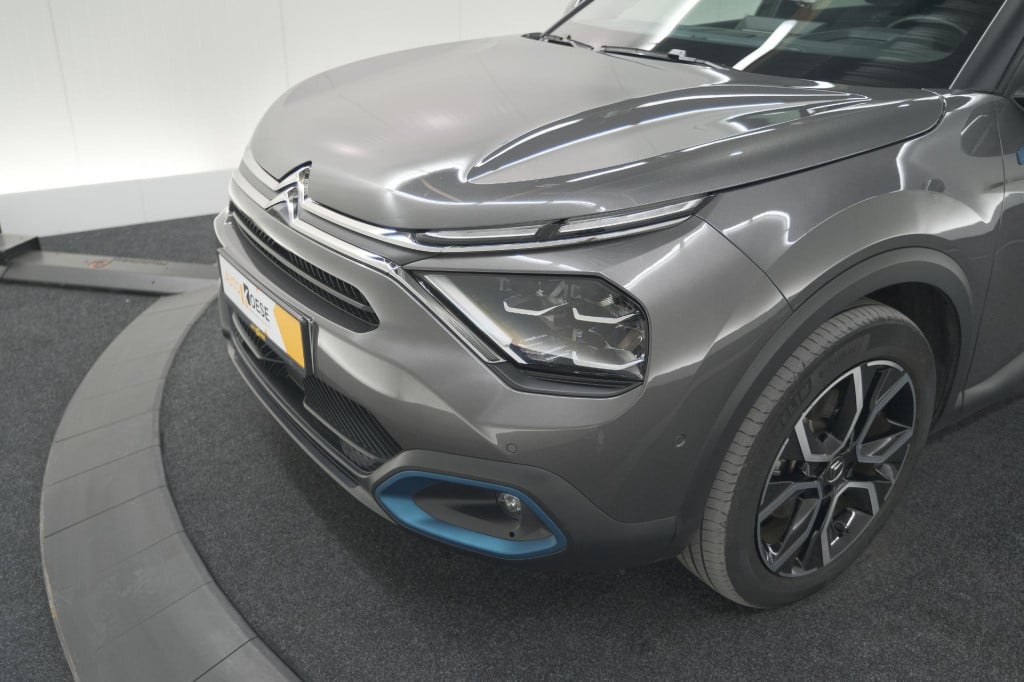 Citroen Ë-c4 shine 50 kwh | camera | pack winter | apple carplay | navigati