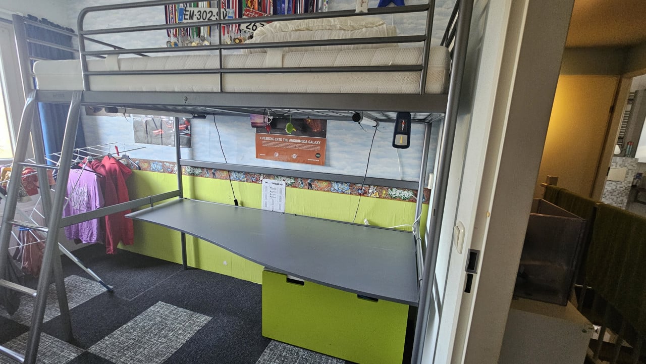 Hoogslaper met buro
