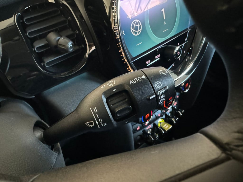 Mini Electric mini essential 33 kwh