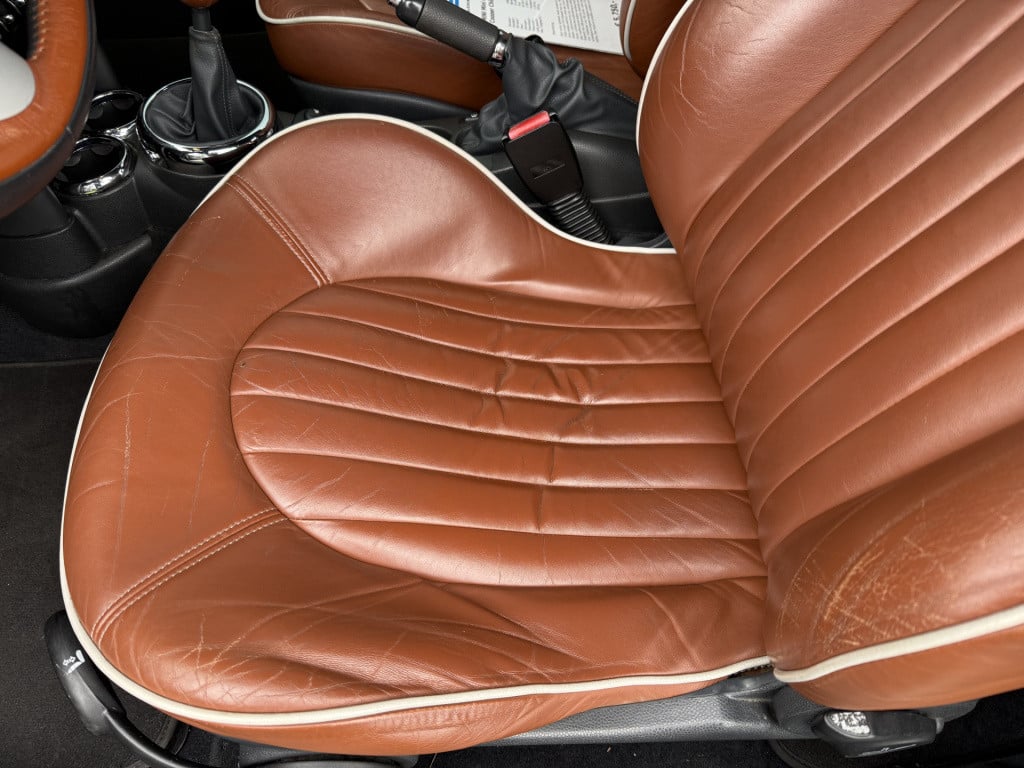 Mini Cooper Cabrio mini 1.6 115pk chili sidewalk