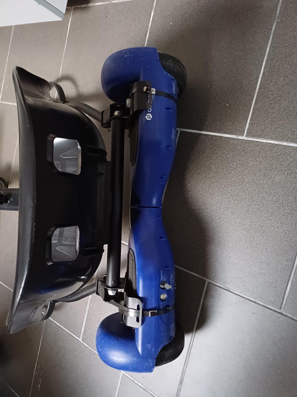 Hoverboard met hoverkart