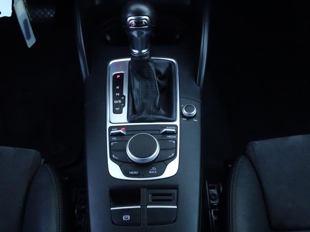 Audi A3 limousine 1.4 tfsi cod attraction pro line plus s-line automaat