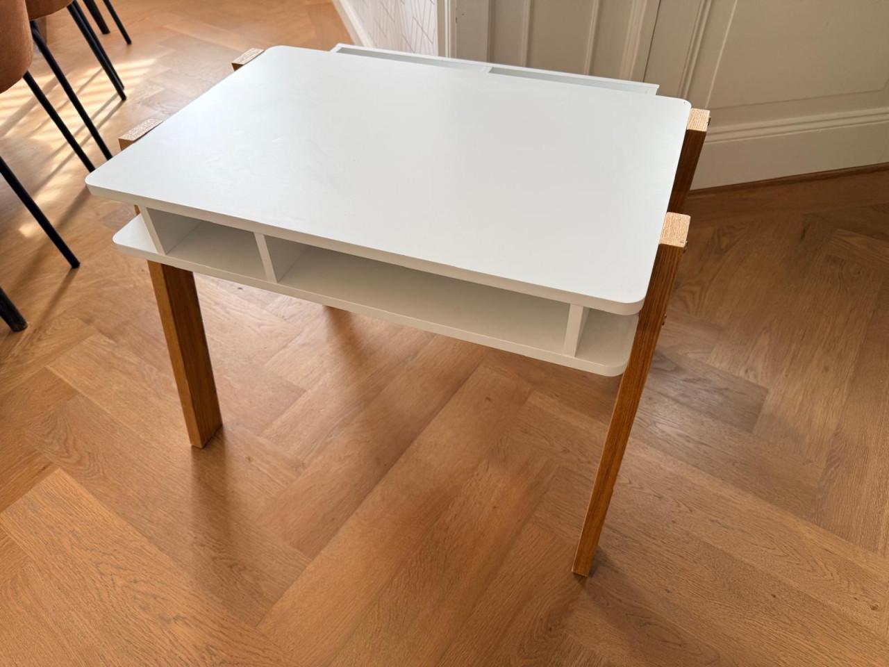 Vertbaudet Juniorbureau ARCHITECT