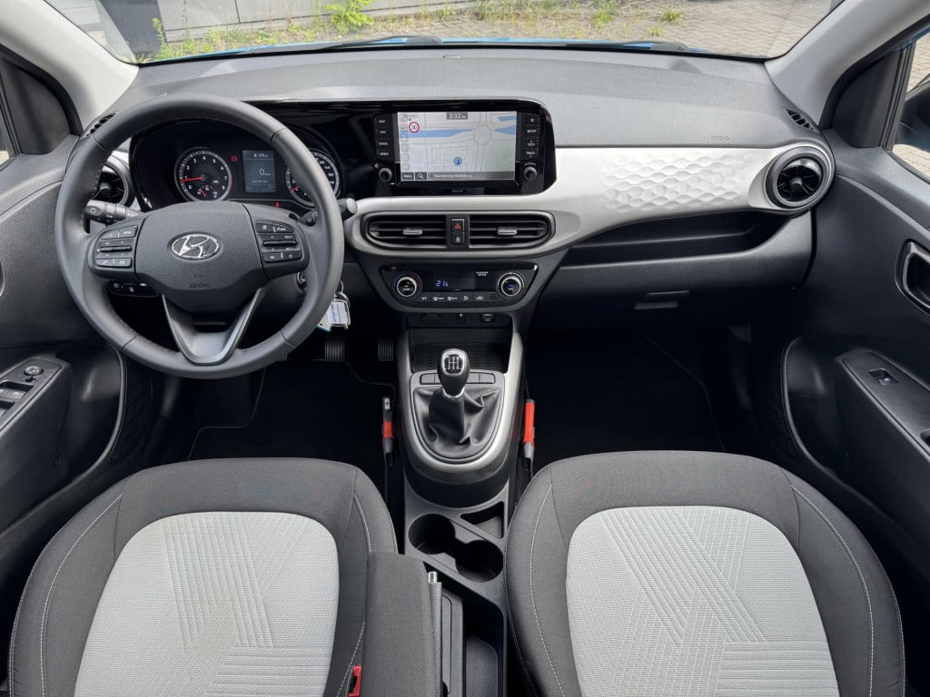 Hyundai I 10 1.0 premium | navigatie | camera | cruise & climate control | 