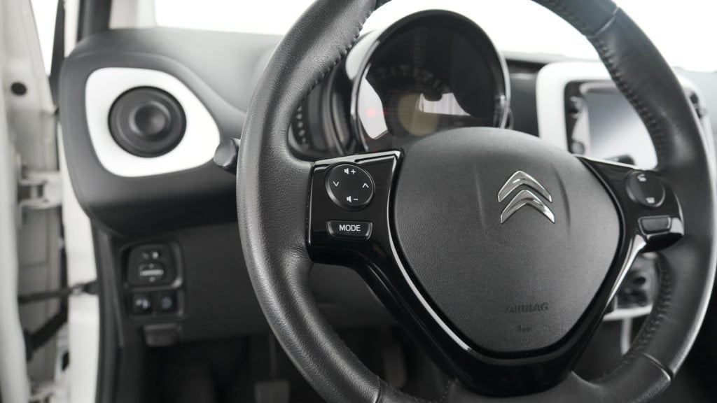 Citroen C1 1.0 vti airscape feel | vouwdak | camera | apple carplay | dab+