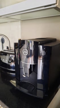 Jura D4 espressomachine nagenoeg nieuw