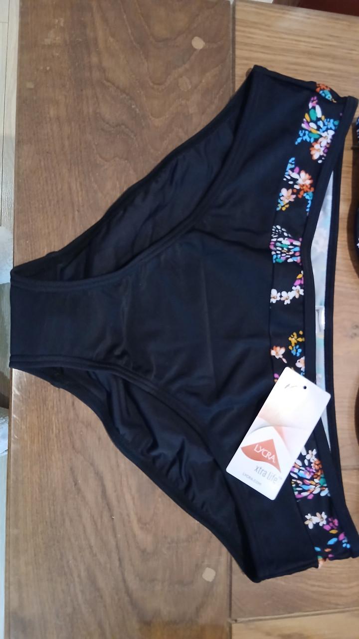 Bikini nieuw zwart +kleuren B80 beugelbikini 42 petite fleur