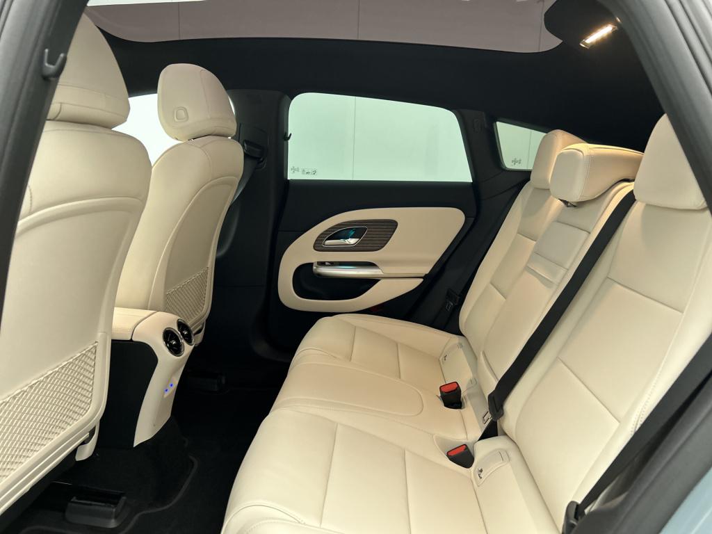 Mercedes-Benz Cla shooting brake 250+ business solution amg 85 kwh | nightp