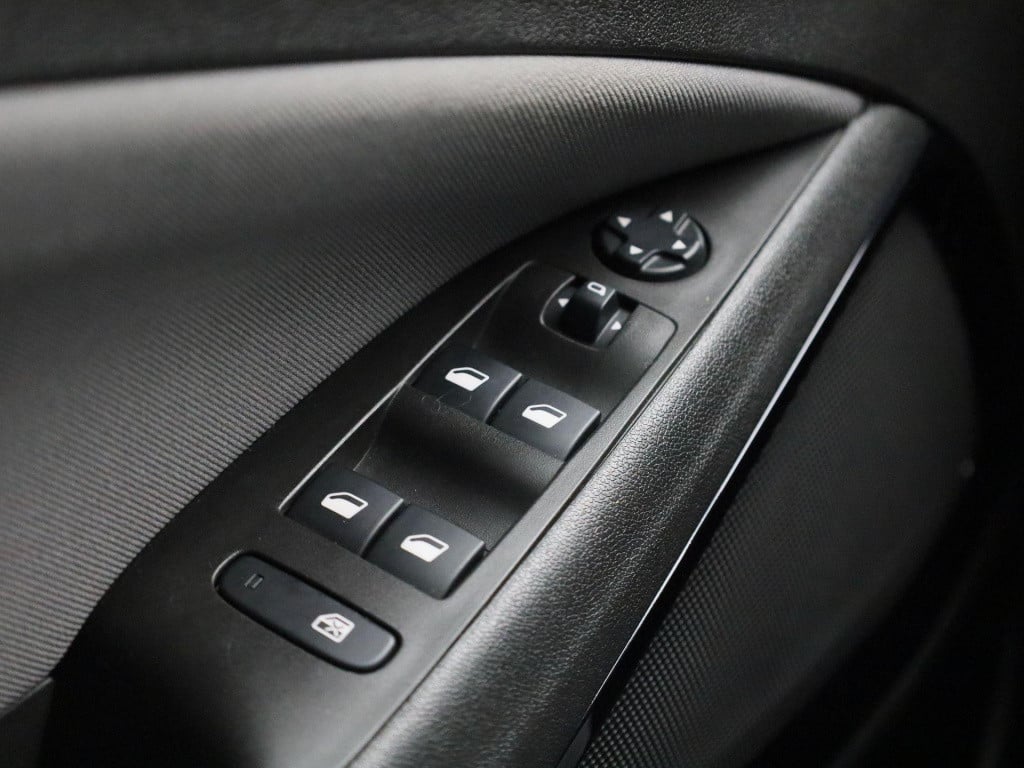 Opel Crossland X 1.2 turbo 120 jaar edition | navigatie | camera | climate 