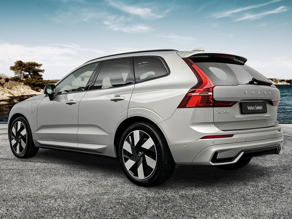 Volvo XC60 t8 455pk recharge dark| luchtvering| adap.cruise| 360camera| awd