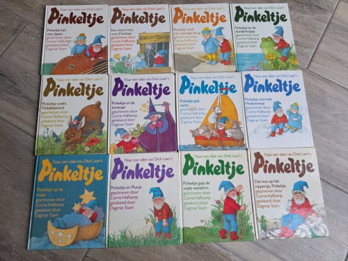 Pinkeltje boekjes ( kleine versie met kleine (voorlees) verhaaltjes