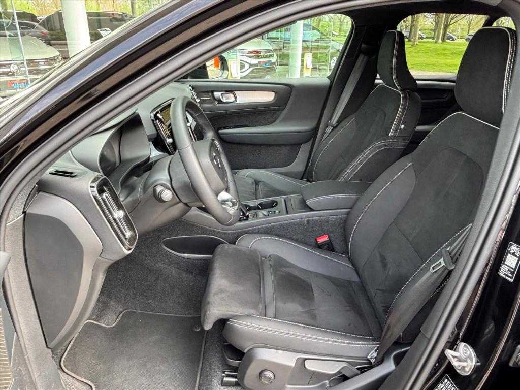 Volvo XC40 2.0 b4 core business| harman kardon| camera|blis| 1e eigenaar| r