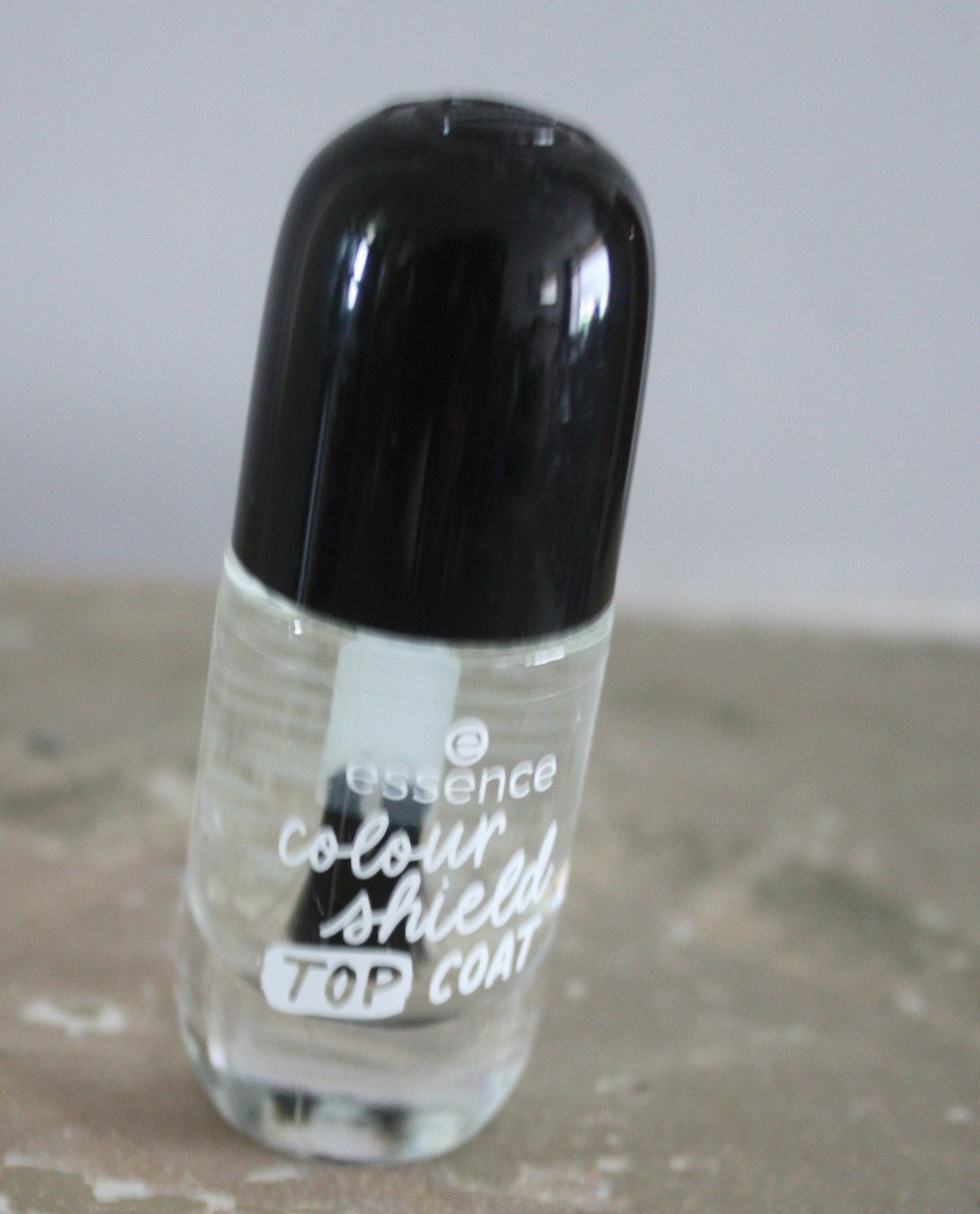 Nagellak essence colour shield top coat