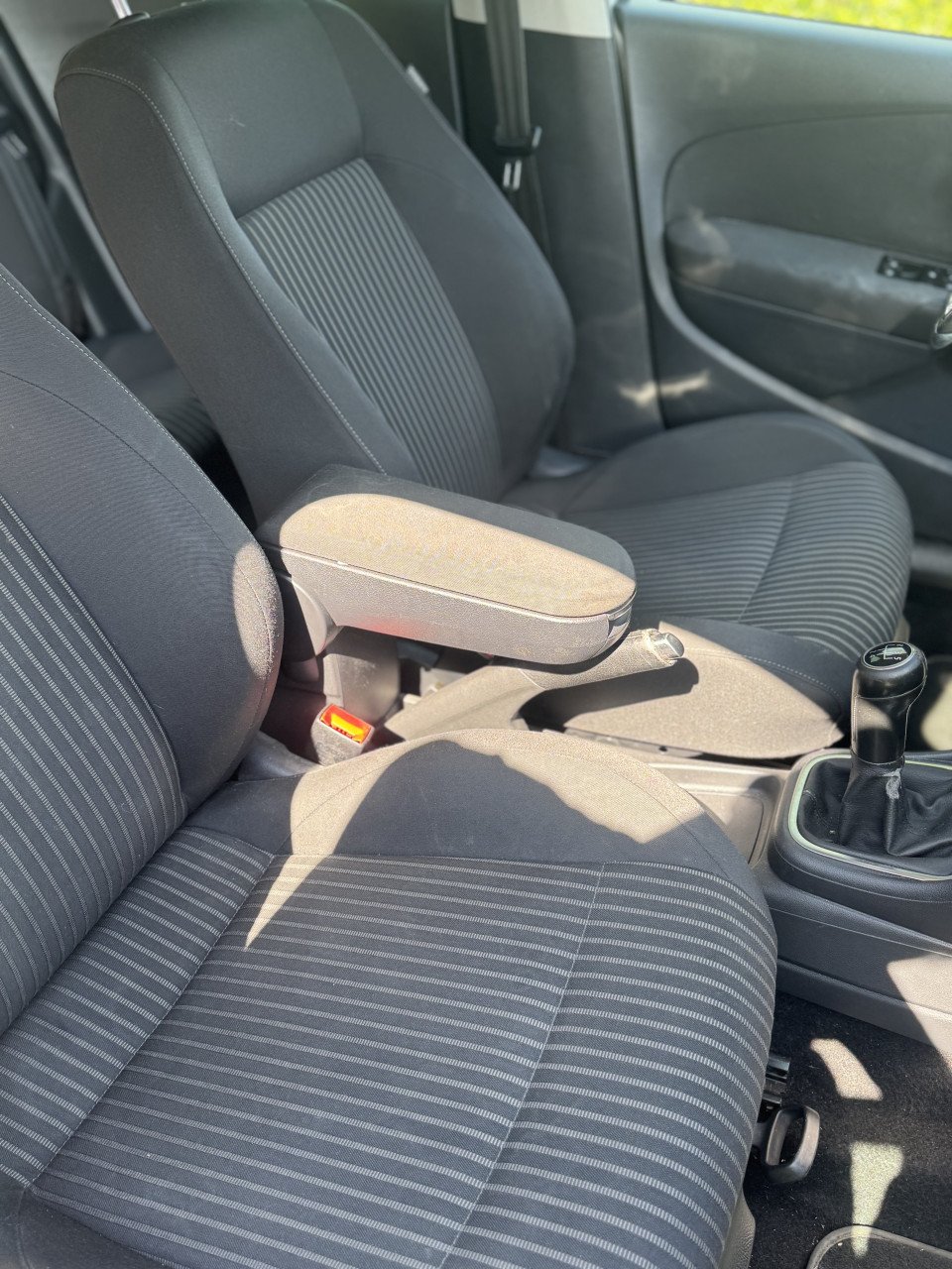 Volkswagen polo 1.2-12V Comfortline (nieuwe apk+onderhoud)