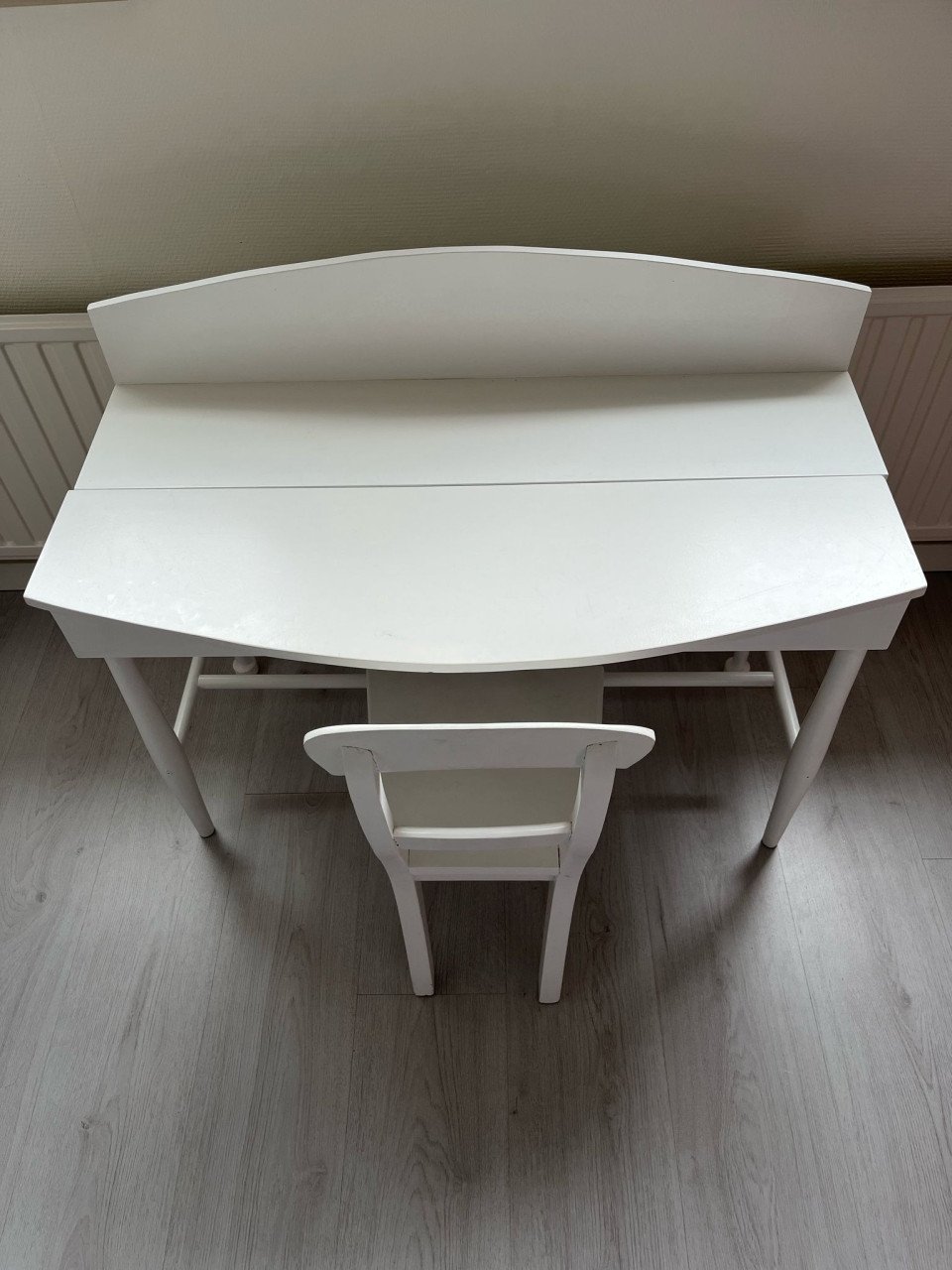 Kinderbureau met stoeltje
