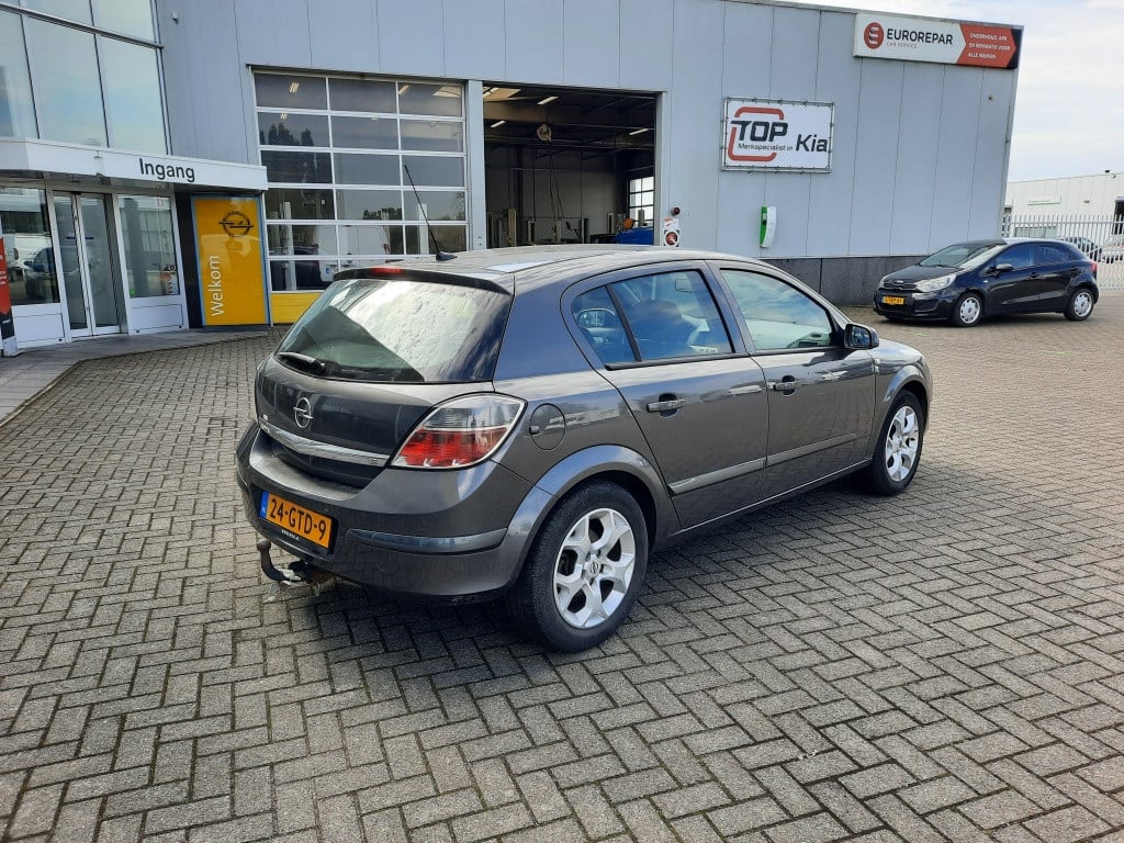 Opel Astra 1.6 temptation