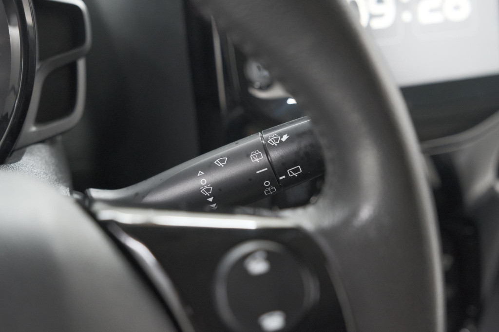 Peugeot 108 1.0 e-vti allure | unieke kilometerstand | camera | climate con