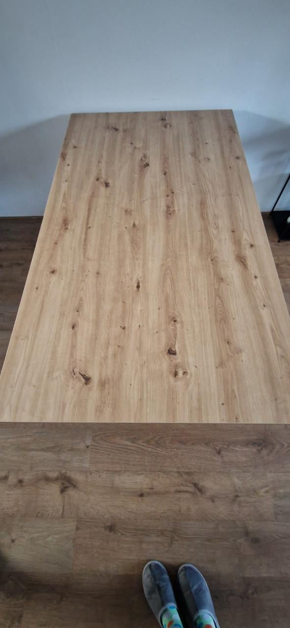 Miori Tafelblad met poten