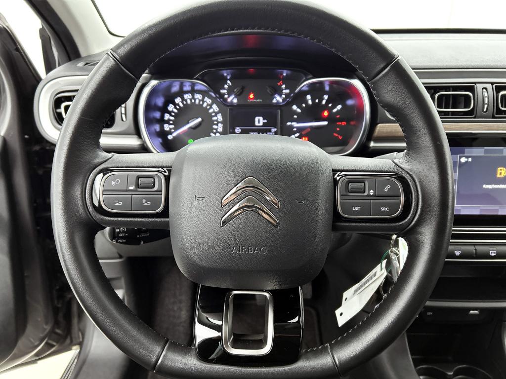 Citroen C3 83 pk shine | rijklaar | 17" lmv | camera | navigatie |