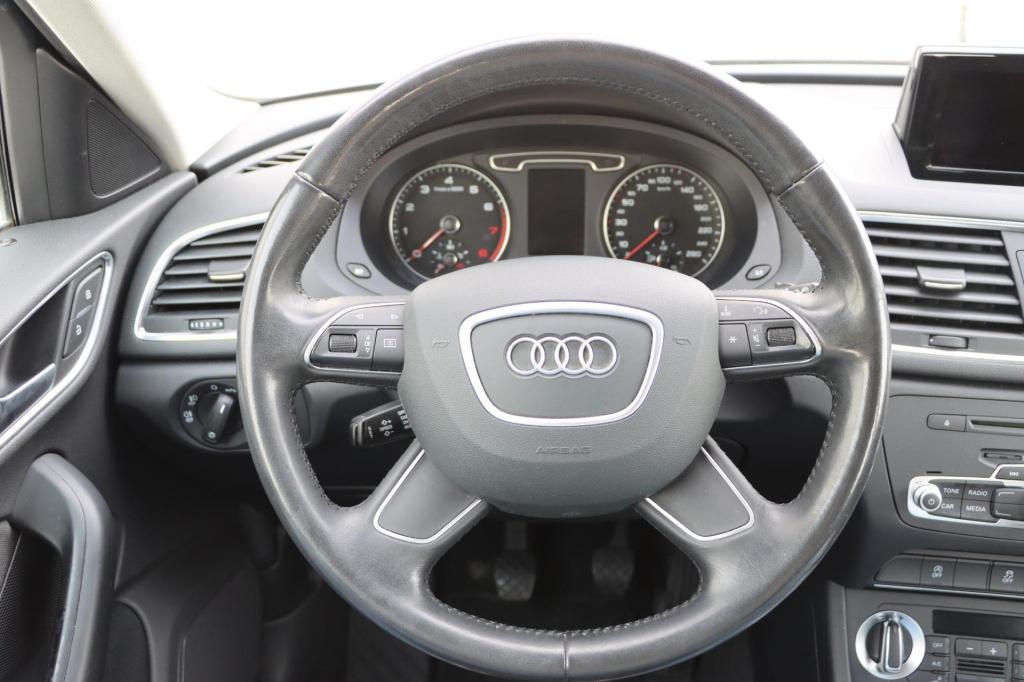 Audi Q3 1.4 tfsi pro line | navi | sensoren | cruise control