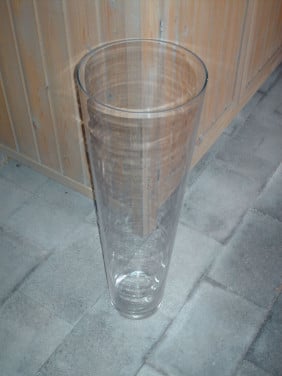 Te koop ; Glazen cilindervaas." 70 cm hoog
