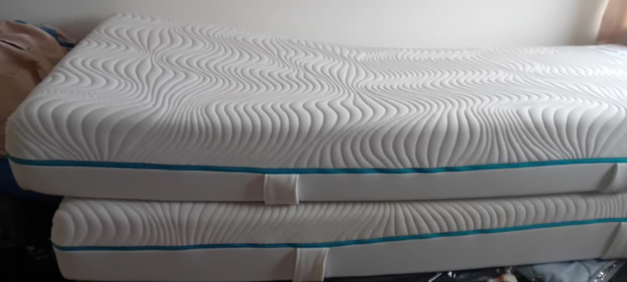 2 x eenpersoons Emma Smart matras 80/ 200 cm