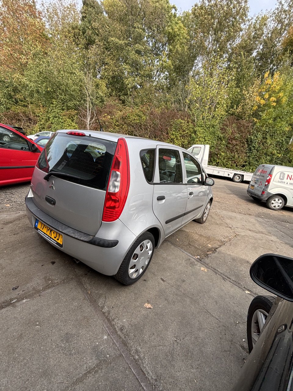 Mitsubishi colt