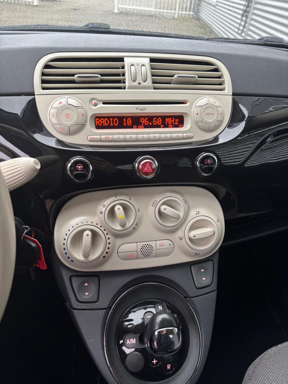 Fiat 500 1.2 lounge automaat cabrio