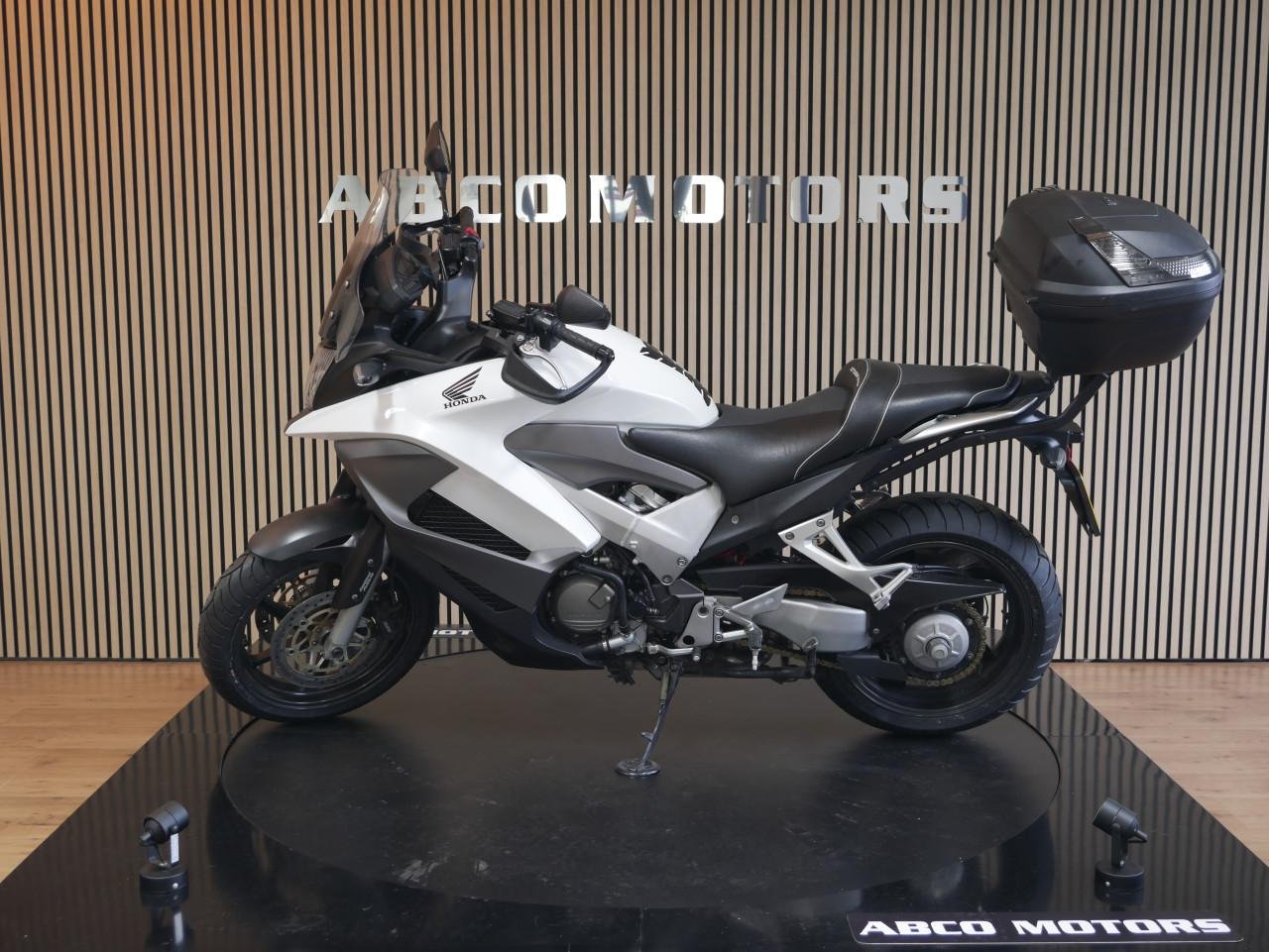 HONDA VFR 800 X CROSSRUNNER