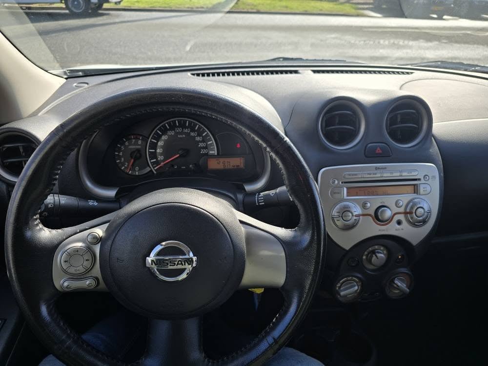 Nissan micra 1.2 Acenta  Bouwjaar 2012