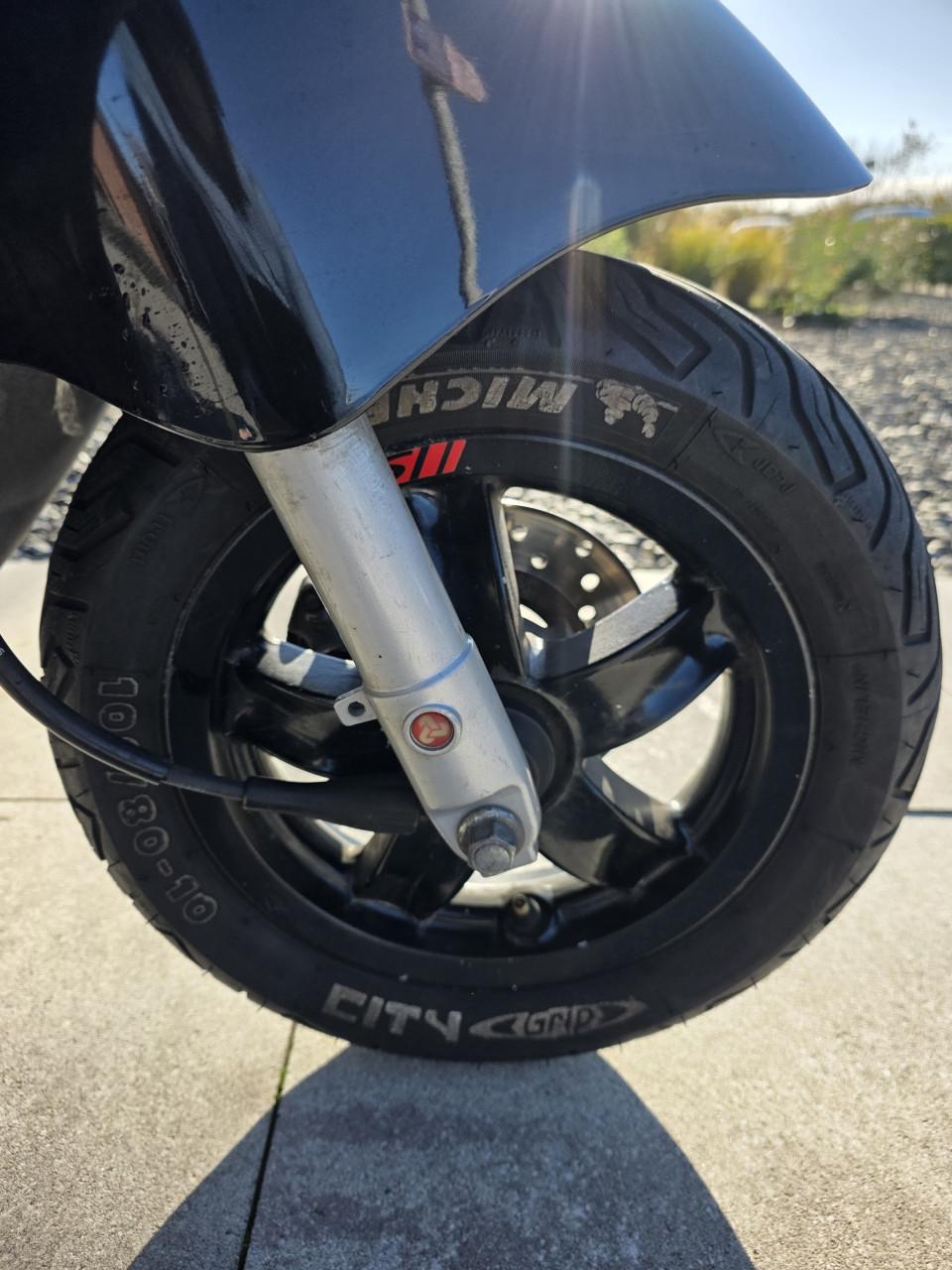 PIAGGIO ZIP | 2012 | 4T | 80CC | 9342 KM |  NETTE STAAT!