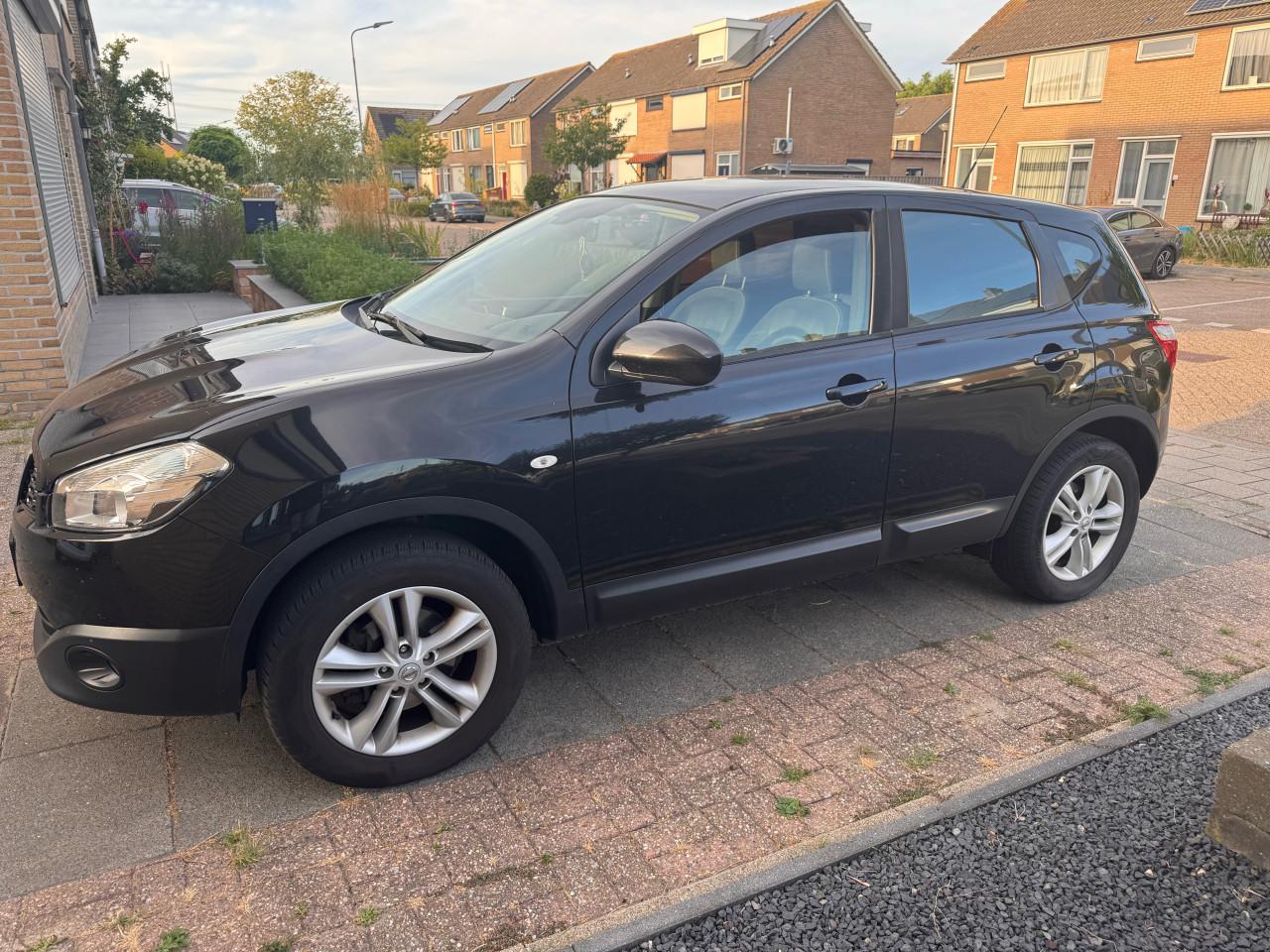 Nissan qashqai 2.0 connect 2010