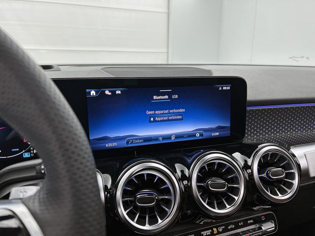 Mercedes-Benz Glb 200 business solution amg 7p. | premium plus | winterpakk