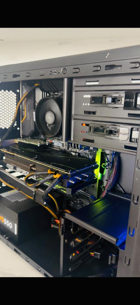 Gaming pc - Ryzen 5600X - RTX 2080Super - Samsung 1000GB SSD - WiFi - 16 GB