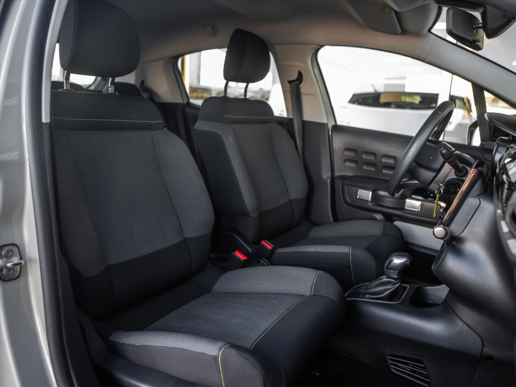 Citroen C3 1.2 puretech 110pk max automaat
