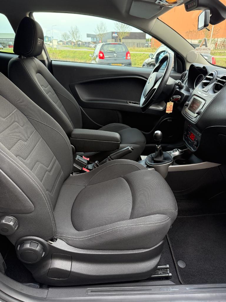 Alfa Romeo MiTo 1.4t - sbk - lage kmstand