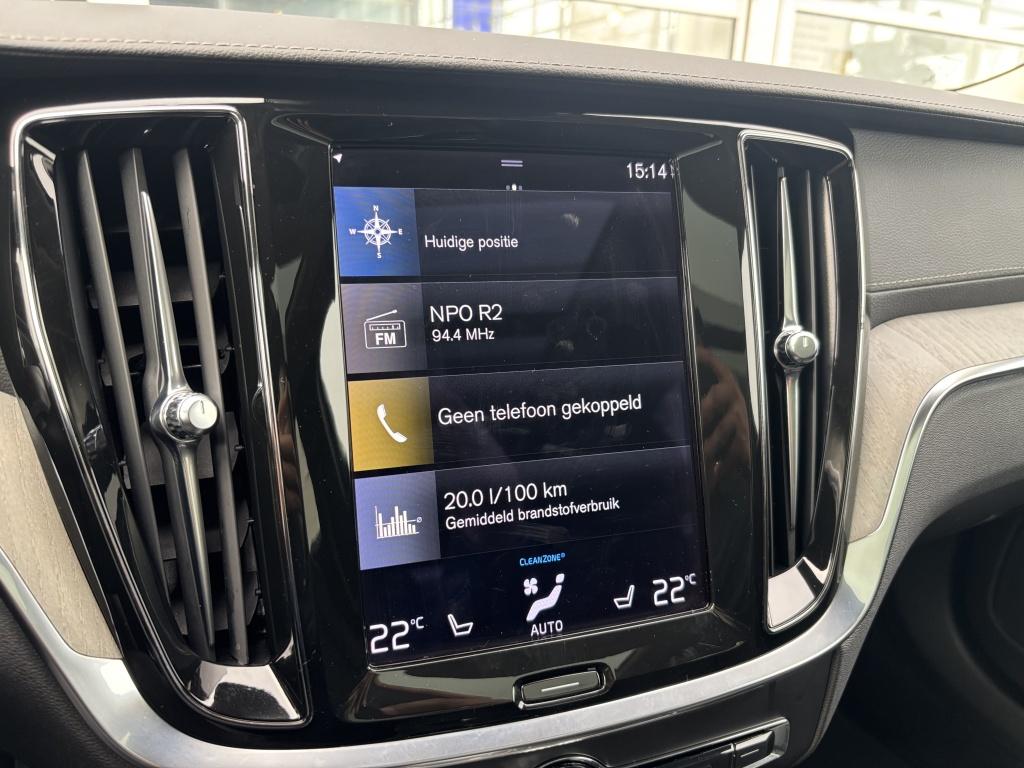 Volvo V60 t6 398pk recharge bright| panodak| adap.cruise| trekhaak| camera