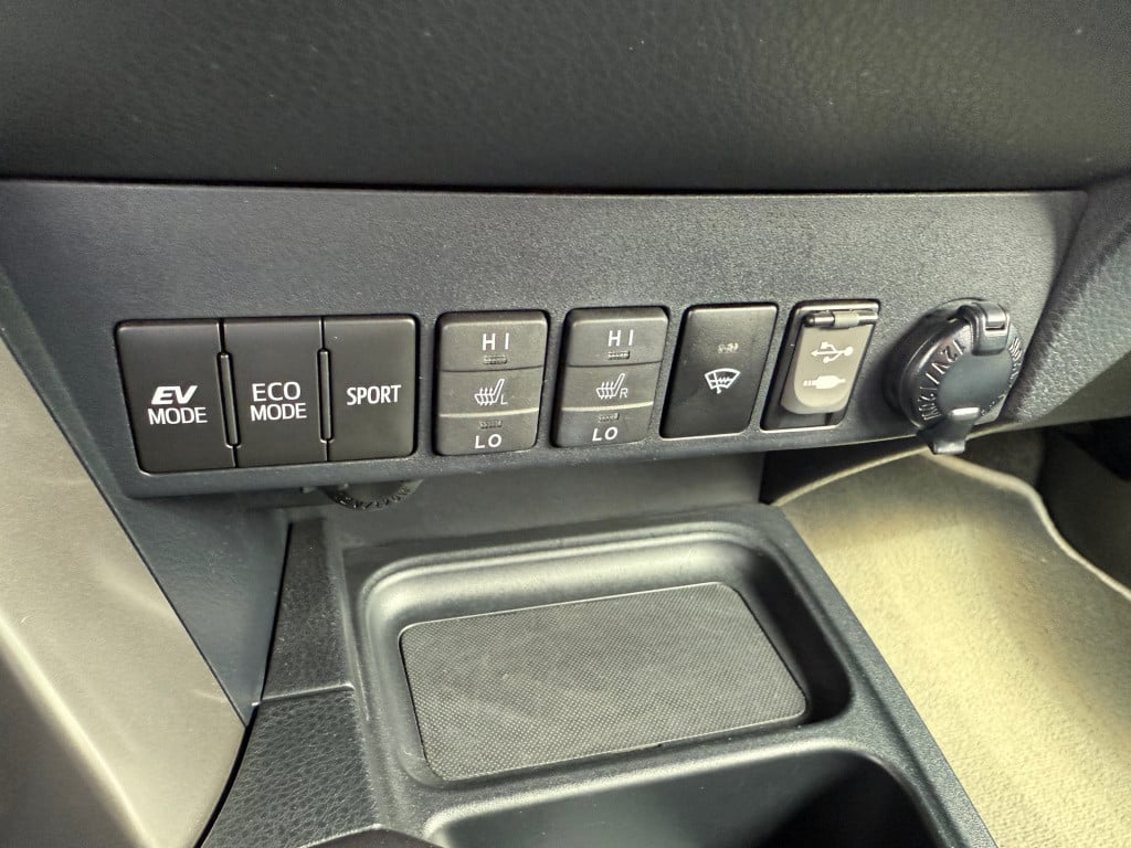 Toyota Rav4 2.5 hybrid style