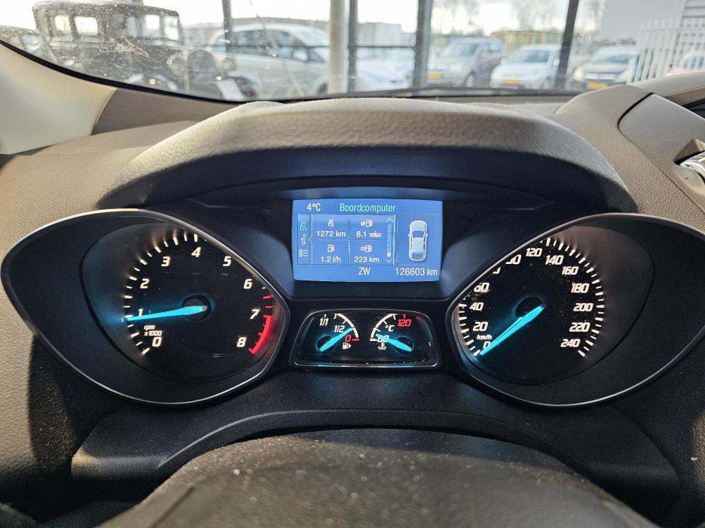 Ford Kuga 1.6 titanium plus