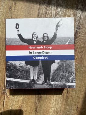 Neerlands Hoop In Bange Dagen Compleet - Freek de Jonge en Bram Vermeulen