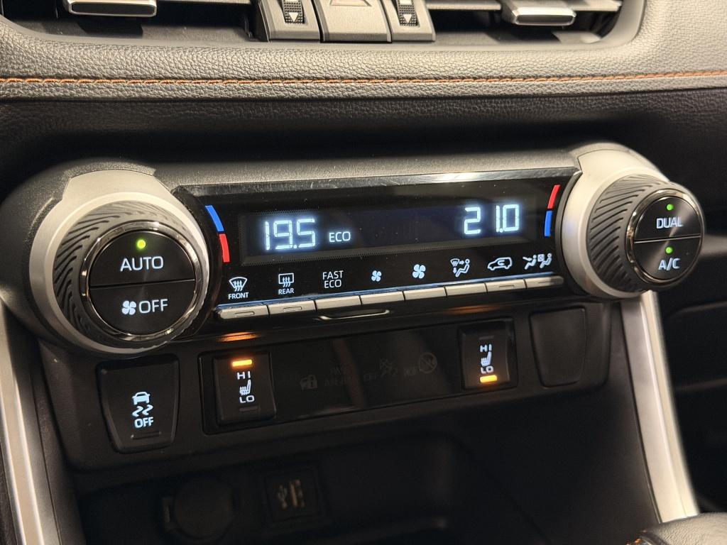 Toyota Rav4 2.5 hybrid awd adv. schuif-kanteldak - jbl - 360 - trekhaak