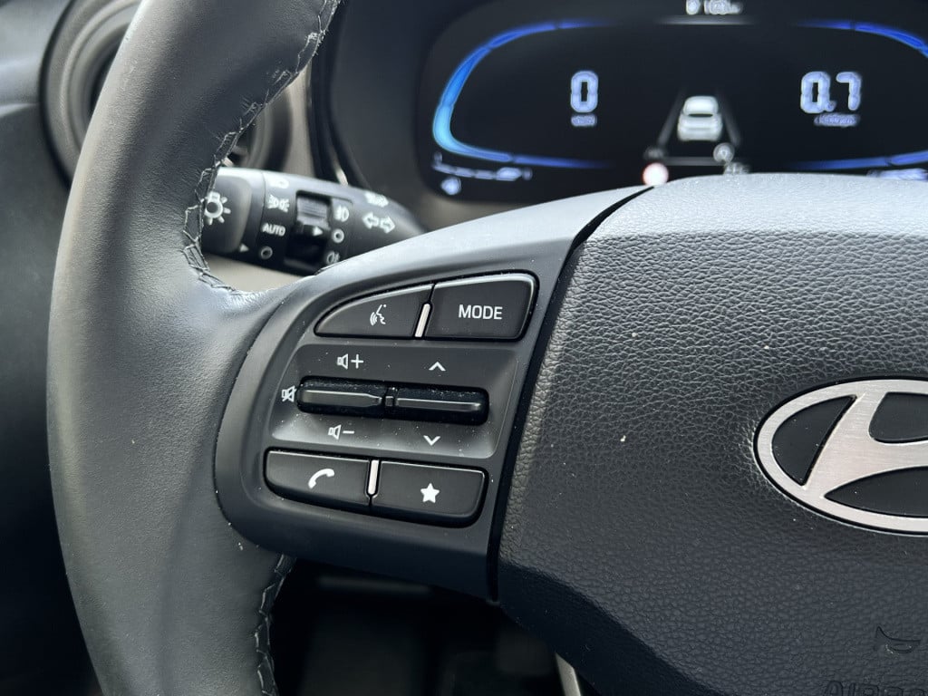 Hyundai I 10 1.0 comfort | camera | cruise control | two tone | apple/ andr