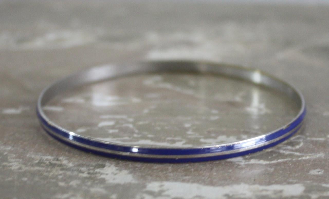 Zilverkleurige armband met blauw