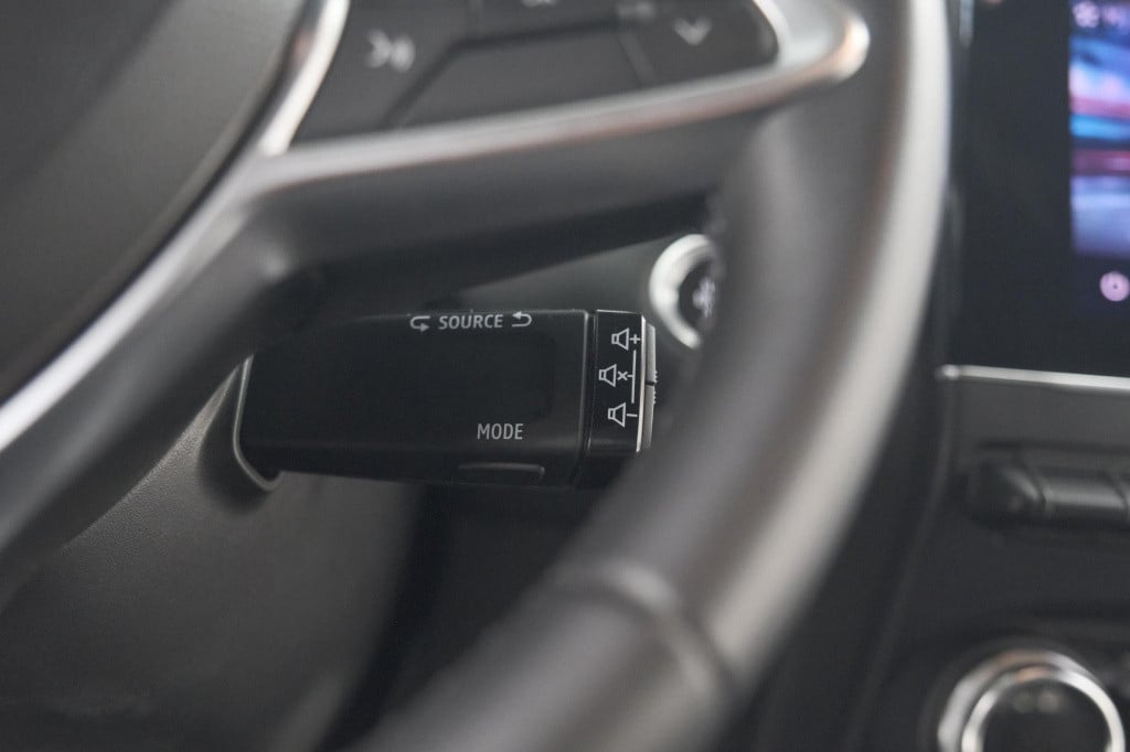Renault Captur tce 90 techno | 360 camera | 9.3 inch grootscherm | apple ca